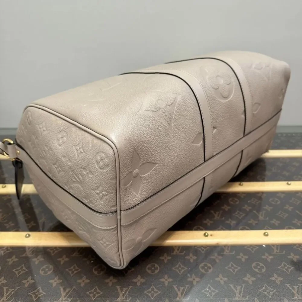 Louis Vuitton Women Pre-Loved Bag Very Good Condition